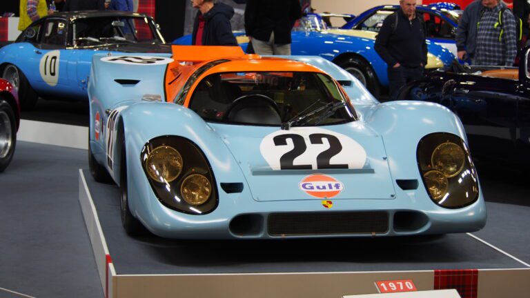 Porsche Gulf 917K de 1970 conduite au Mans par Hailwood et Hobbs